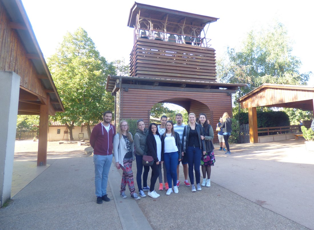 Taize 1